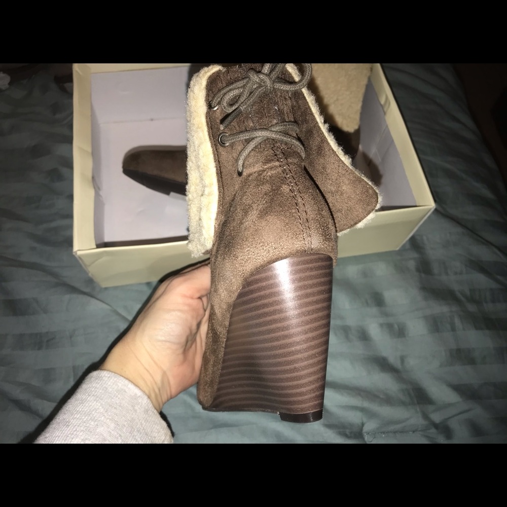 New - Laura Ashley Spencer Ankle Boots Sz 9M Taupe
